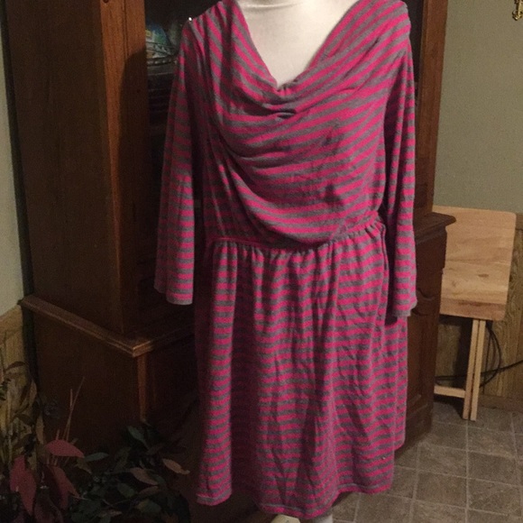 Old Navy Dresses & Skirts - Old Navy knit dress. Sz XXL